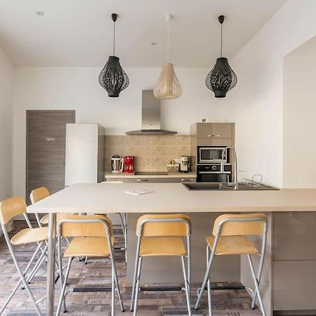 Superbe Appartement Avec Parking Gratuit Lons-le-Saunier Exterior photo