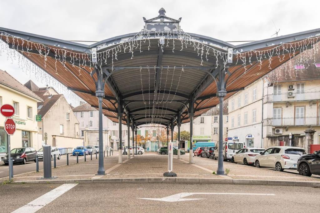 Superbe Appartement Avec Parking Gratuit Lons-le-Saunier Exterior photo